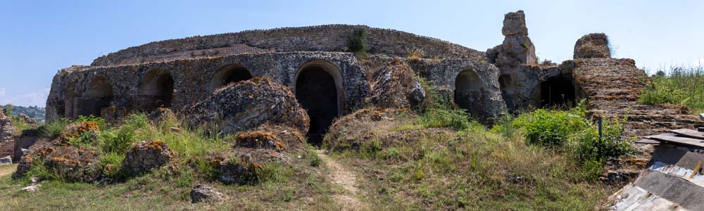 Aussenansicht Panorama vom R&ouml;mischen Odeum Nikopolis