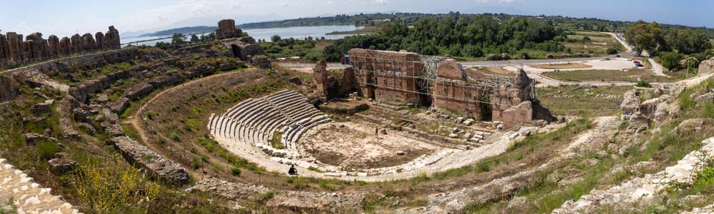 Nikopolis Roemisches-Theater Innenraum Panorama