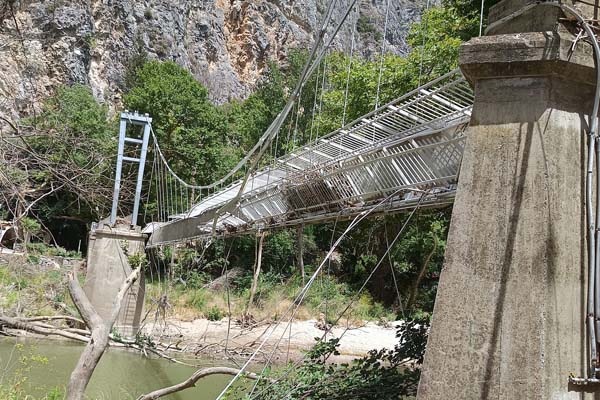 Tempi Tal Zerstörte Brücke